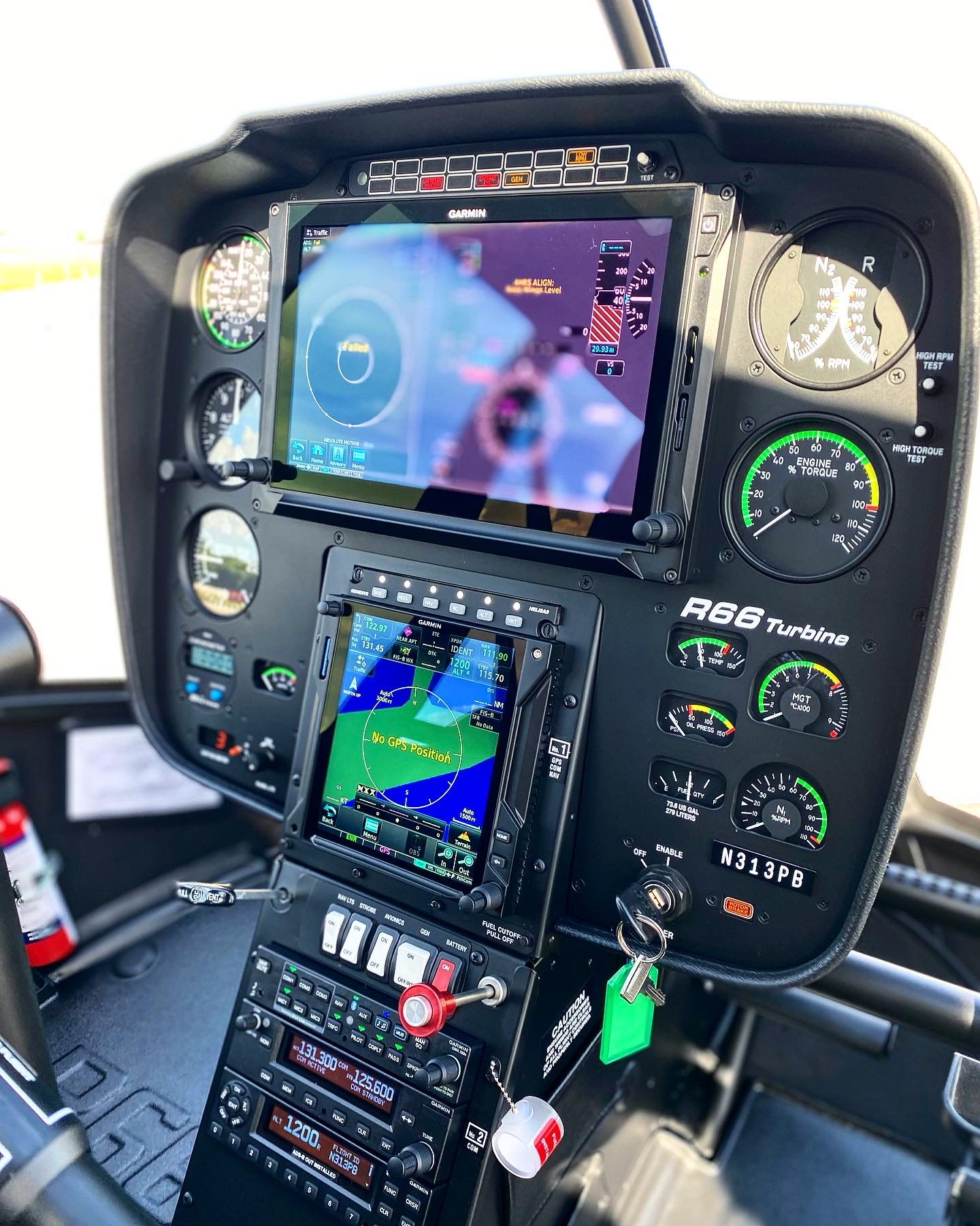 r66_flight_controls