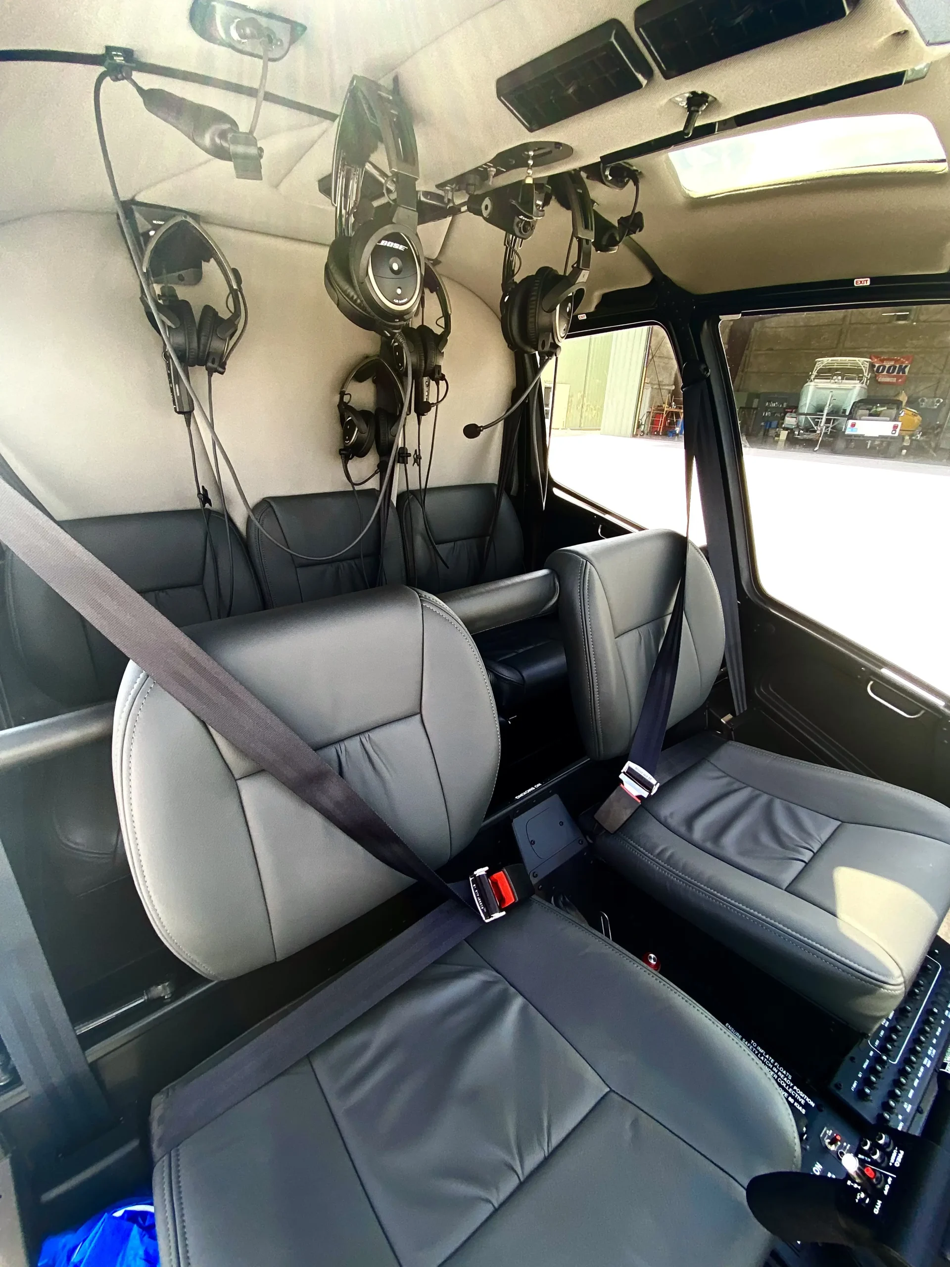 r66_helicopter_interior